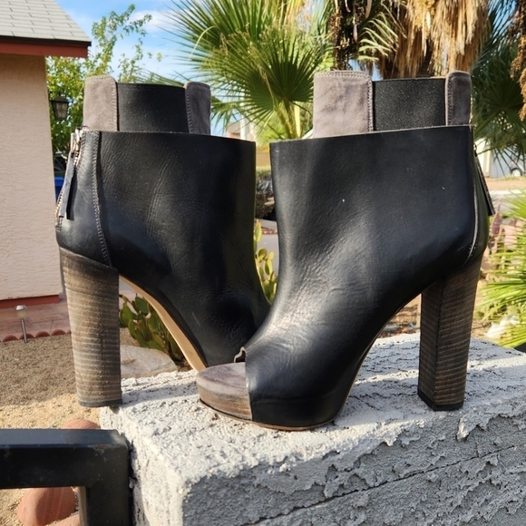 RARE‎ Diesel  Ankle Booties - Picture 7 of 13